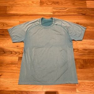 Lululemon men’s light blue short sleeve dry fit shirt, size large